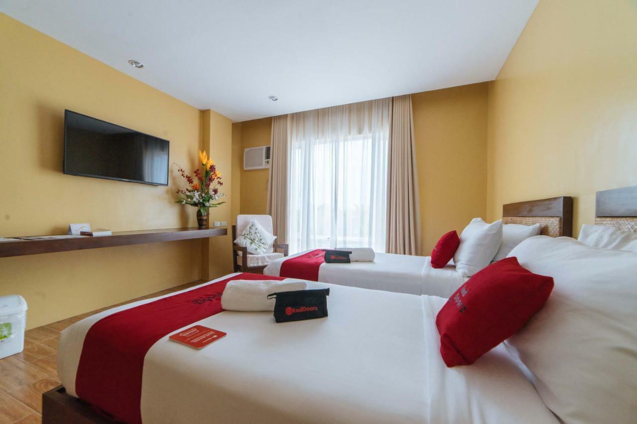 Reddoorz Premium Near Health Centrum Banica Roxas Dış mekan fotoğraf