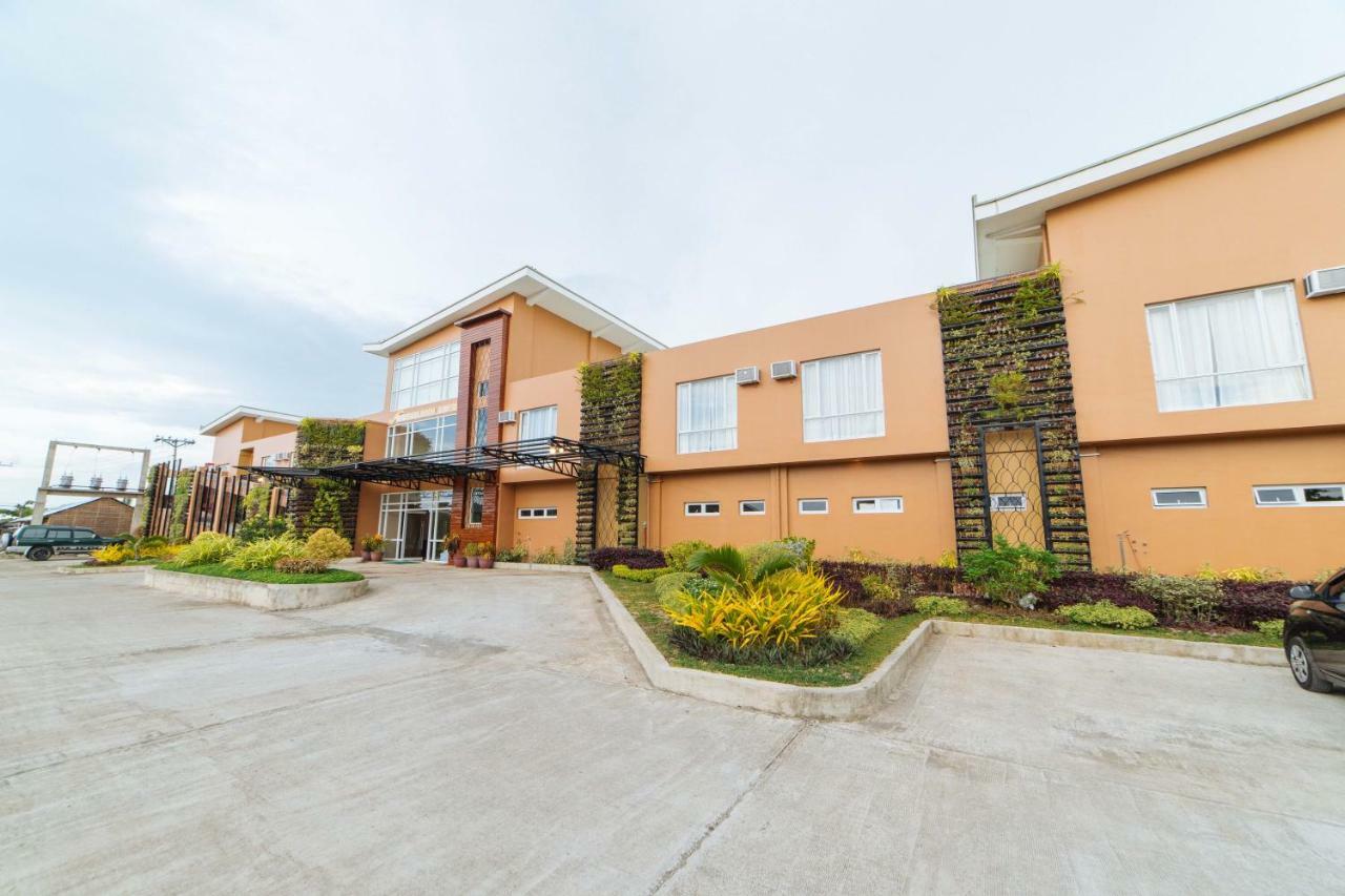Reddoorz Premium Near Health Centrum Banica Roxas Dış mekan fotoğraf