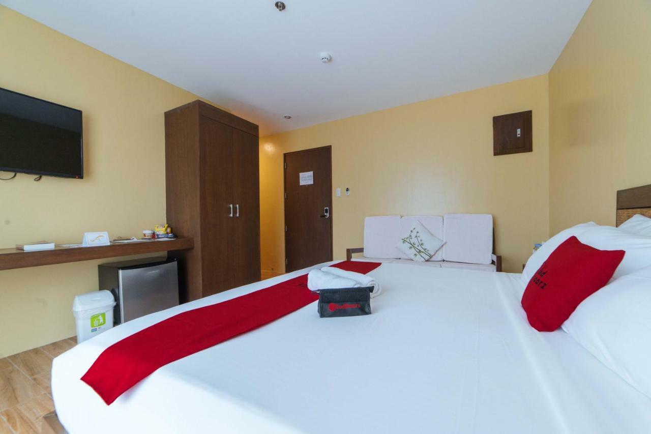 Reddoorz Premium Near Health Centrum Banica Roxas Dış mekan fotoğraf