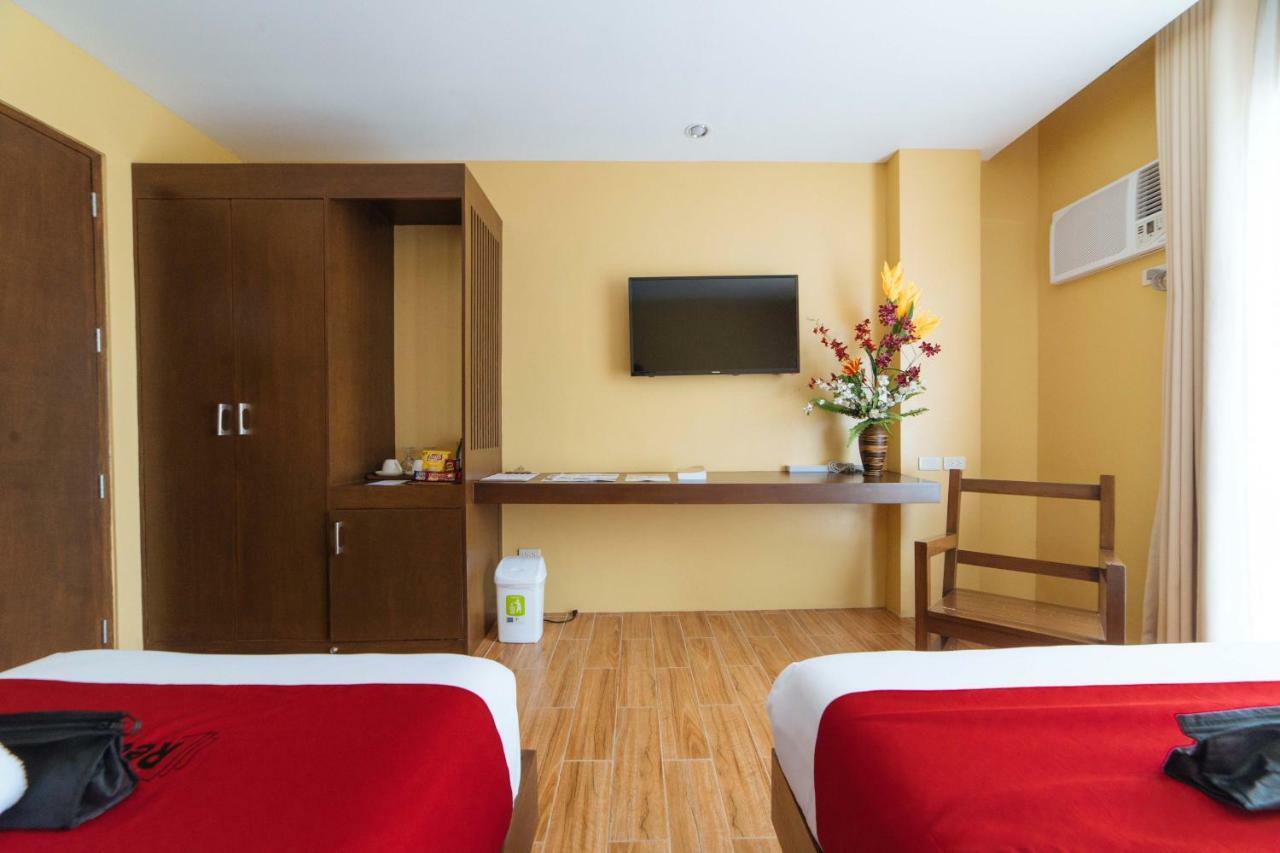 Reddoorz Premium Near Health Centrum Banica Roxas Dış mekan fotoğraf