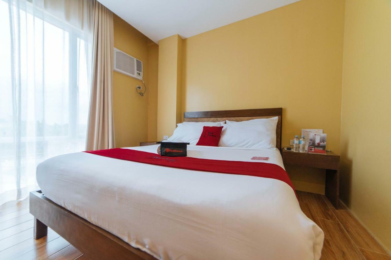 Reddoorz Premium Near Health Centrum Banica Roxas Dış mekan fotoğraf
