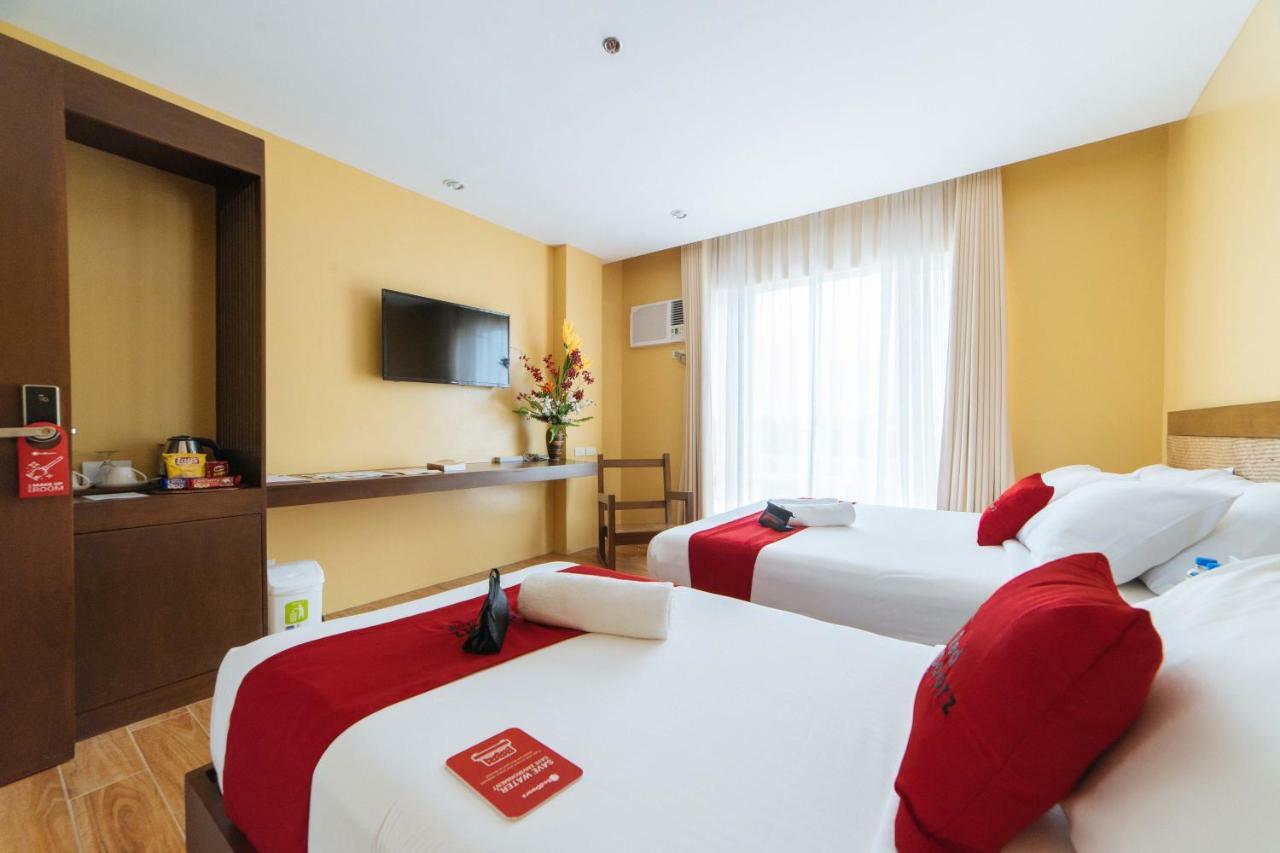 Reddoorz Premium Near Health Centrum Banica Roxas Dış mekan fotoğraf